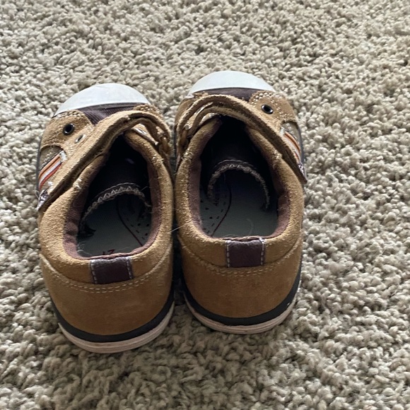 Boys sneakers - Picture 3 of 4